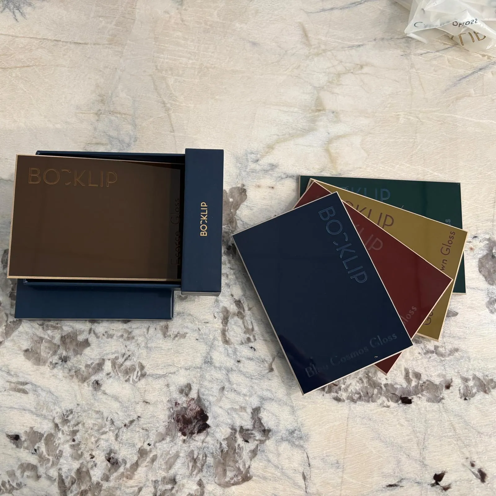 Box échantillons Gloss