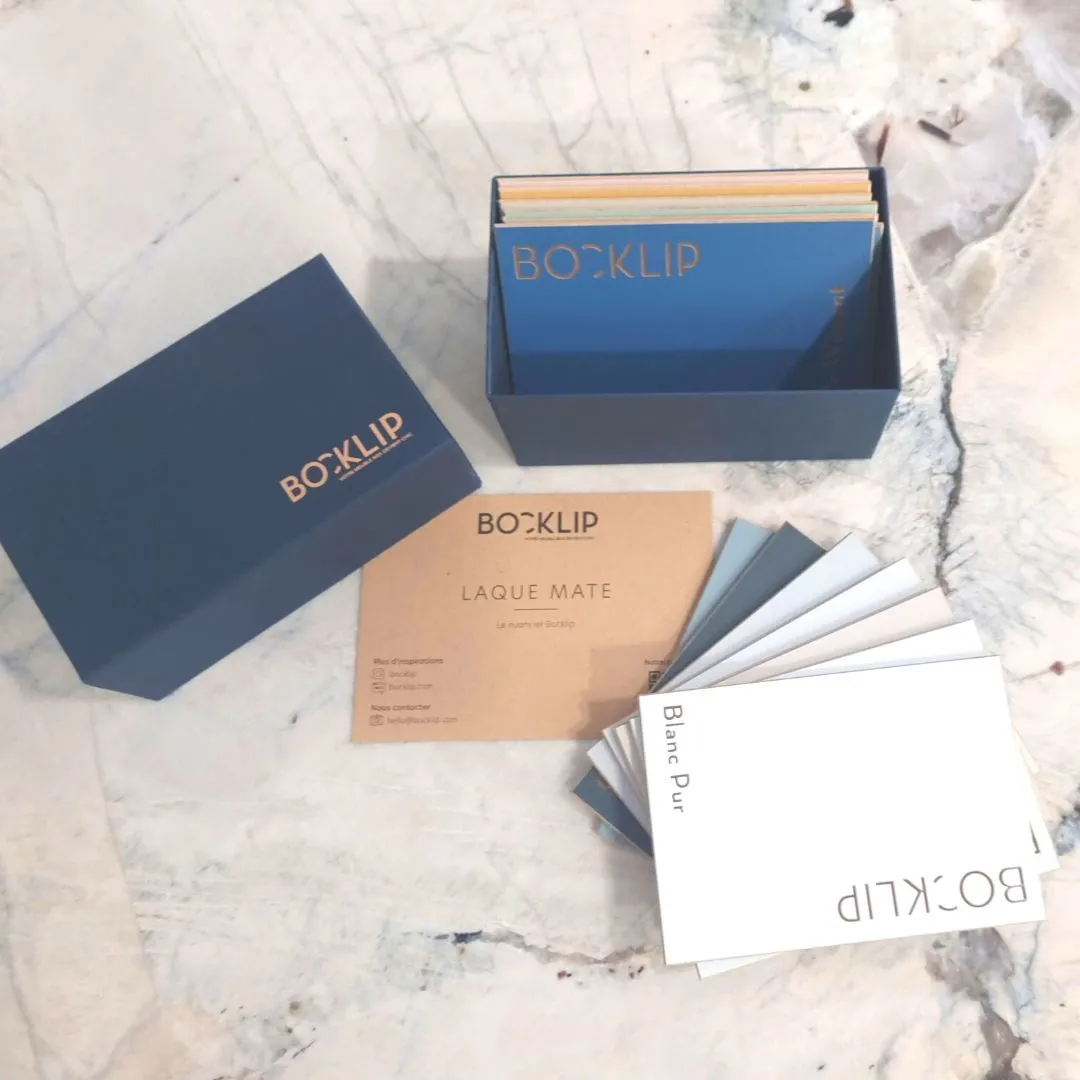 Box of Laque mate samples
